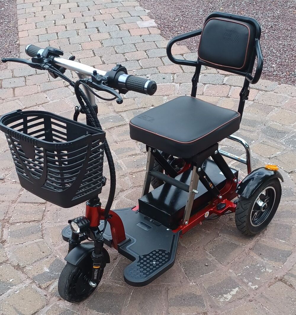   scooter de mobilité électrique 3 roues  pour PMR , 
