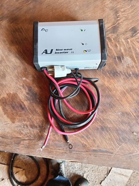 Pi&egrave;ces et &eacute;quipements Caravaning Pi&egrave;ces et &eacute;quipements Caravaning  occasion Couture-d'Argenson 79110