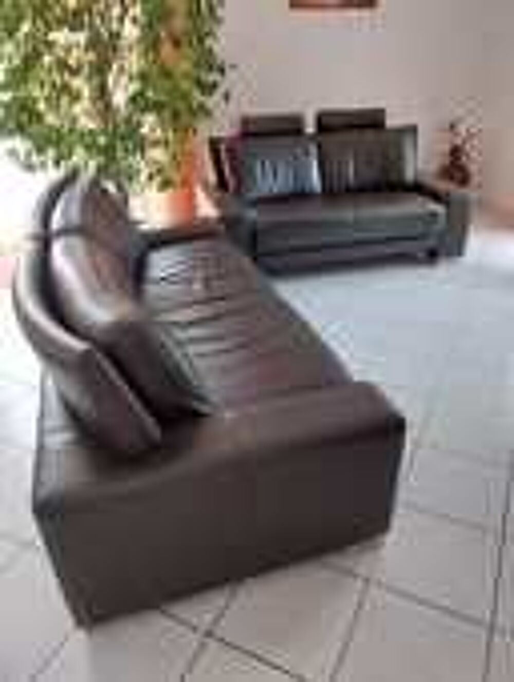  2 canapes cuir Meubles