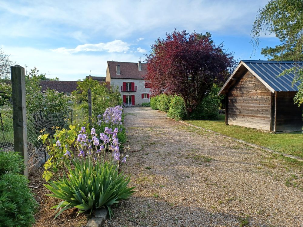 Location Maison maison 1848 rénovée en 2015 pour la rendre confortable Vaux-sur-eure