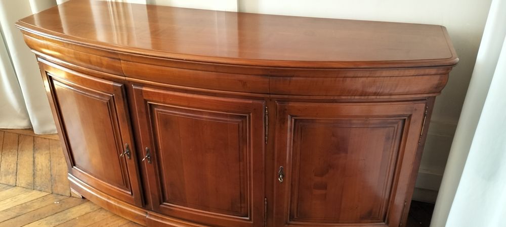 Donne beau buffet bois Meubles