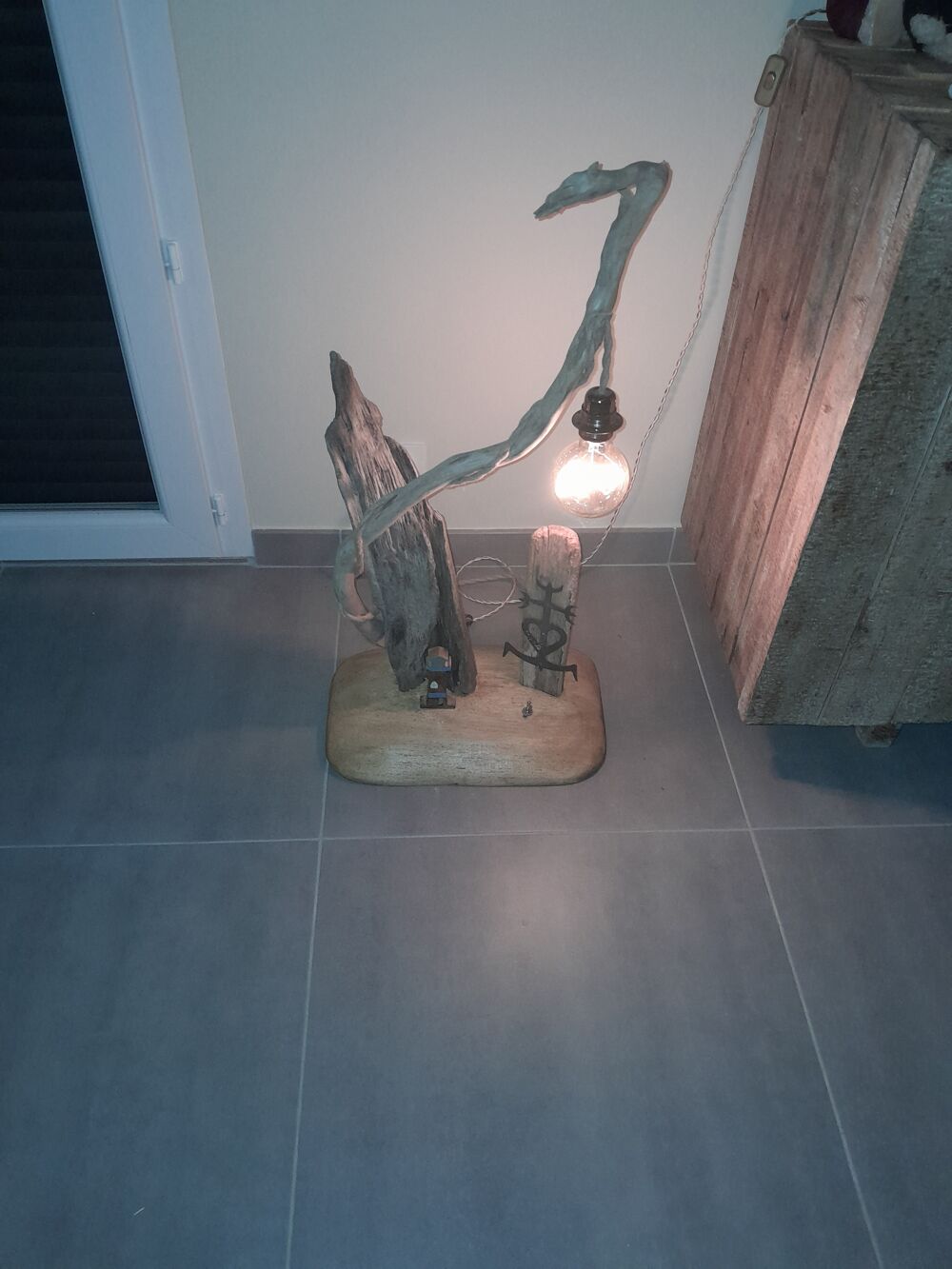 Luminaires bois flott&eacute; Décoration