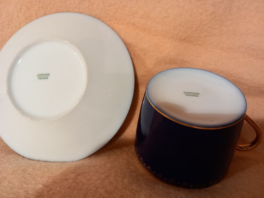 D&eacute;jeuner "t&ecirc;te &agrave; t&ecirc;te" en porcelaine de limoges Décoration