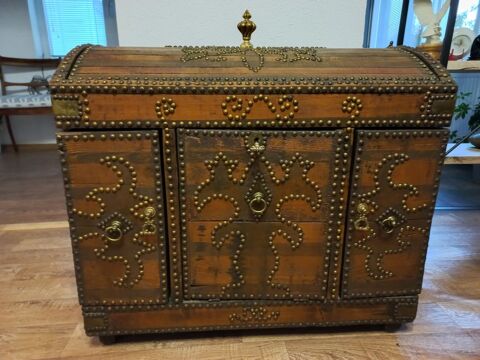 Coffre style oriental 400 Rib�rac (24)