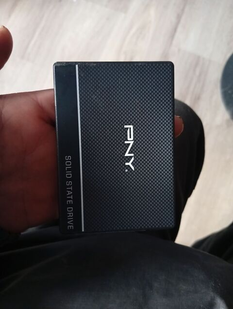 Ssd 250 gigas de marque pny CS900 (pas d'envoi) 20 Paraza (11)