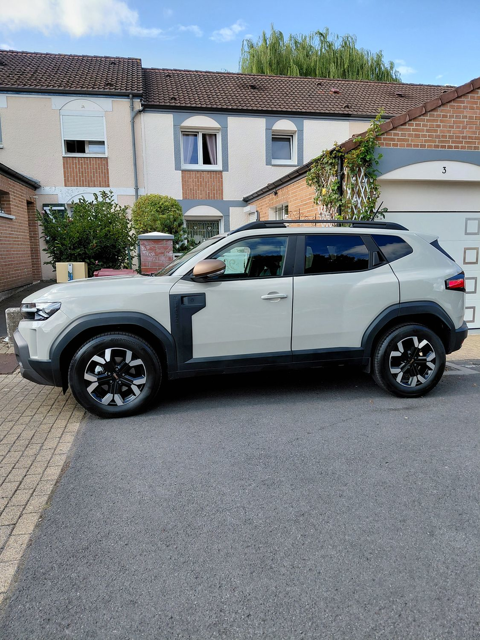 Dacia Duster Hybrid 140 4x2 Extreme 2025 occasion Li&eacute;vin 62800