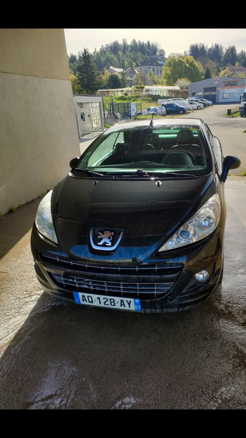 Peugeot 207 cc 1.6 HDi 110ch FAP BLUE LION Félin