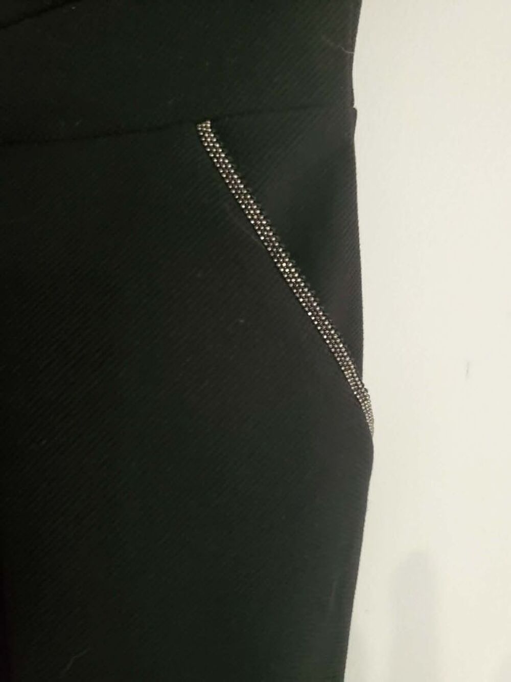 ROBE NOIRE MARQUE EGERIE T38 Vêtements