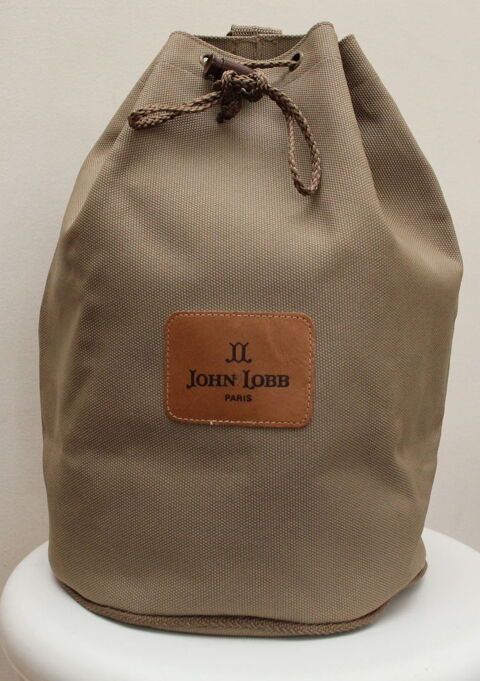 Sac bandouli�re toile et cuir JOHN LOBB 130 Issy-les-Moulineaux (92)