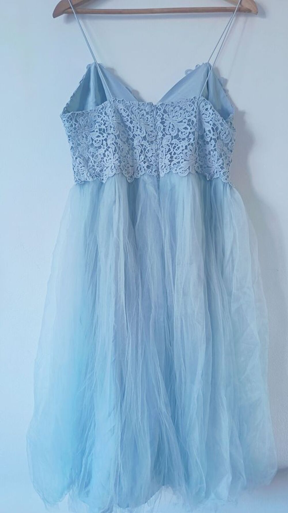 Robe d'&eacute;t&eacute; tr&egrave;s &eacute;l&eacute;gante Vêtements