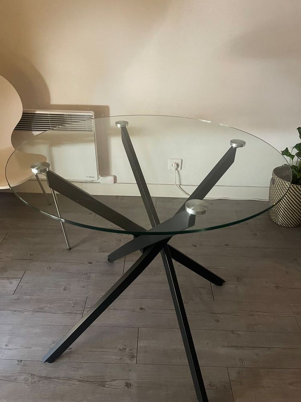 Table en verre
Meubles