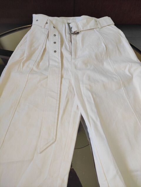Pantalon �vas� jambes larges neuf 36 25 Domont (95)