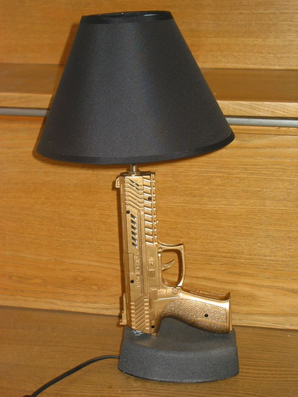 LAMPE GUN DESIGN COLT SIG SAUER abat jour chevet bureau tabl Electromnager