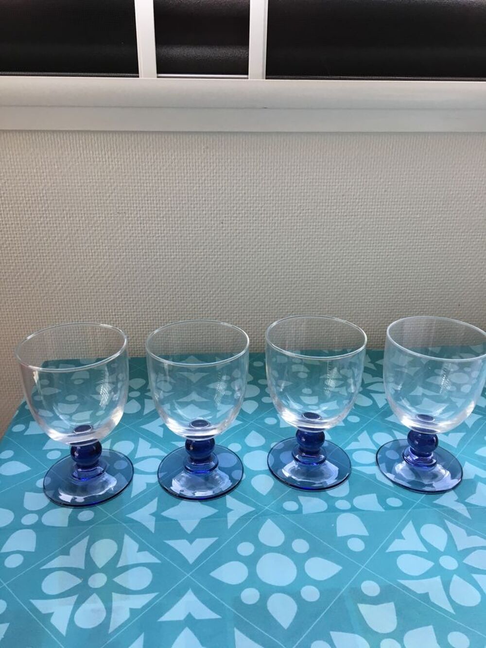 4 VERRES A VIN OU EAU MARQUE ARC Dcoration