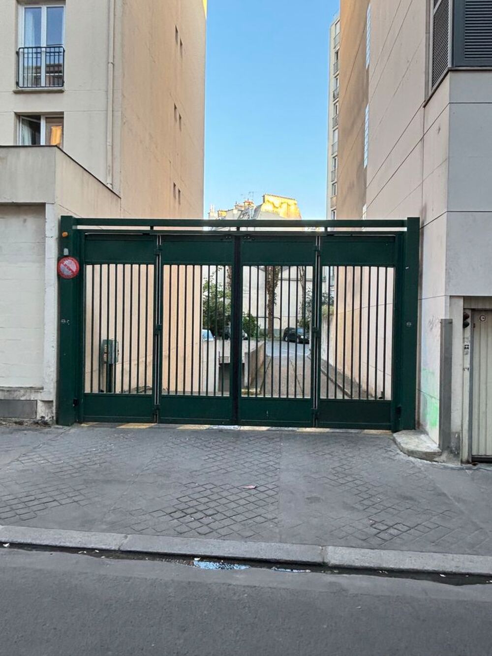 Location Parking/Garage Place de Parking Paris 19