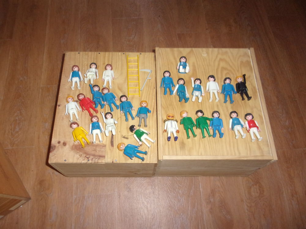  lot playmobiles Jeux / jouets