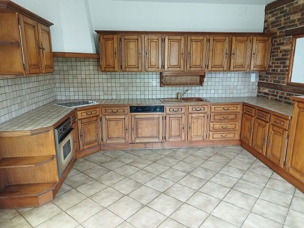 Location Appartement APPARTEMENT  57 m²  Avec Jardin à REIMS . A côté HÔPITAL.CHU Reims