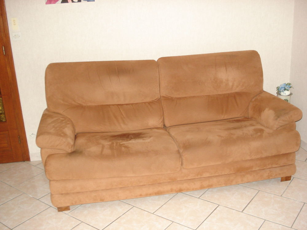 canap&eacute; lit et fauteuil Meubles