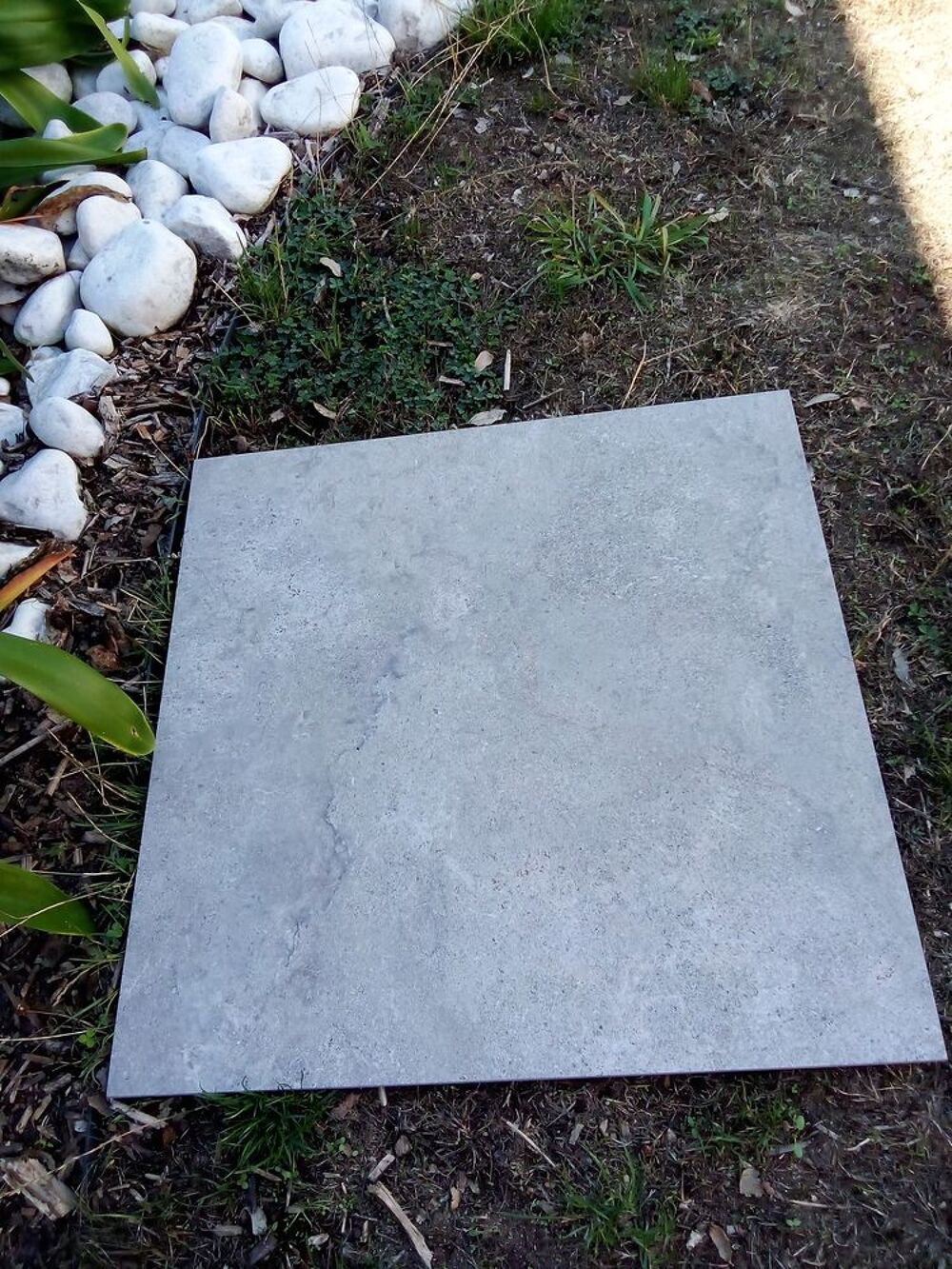 Carrelage ext&eacute;rieur 46m2 Bricolage