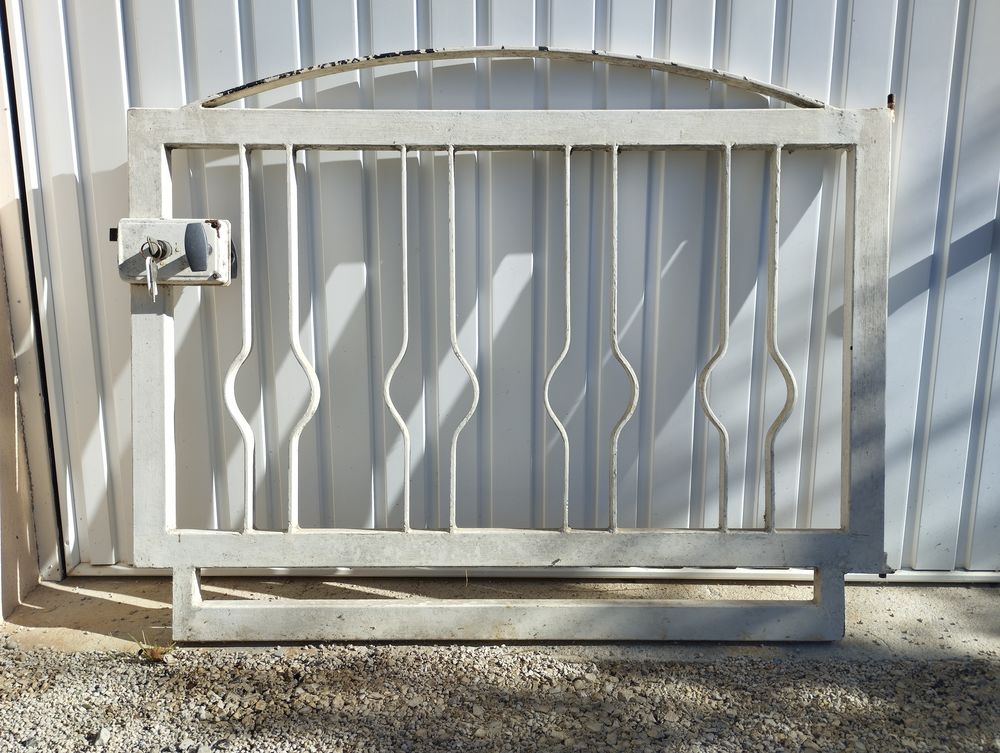 Portail en m&eacute;tal pour Jardin Jardin