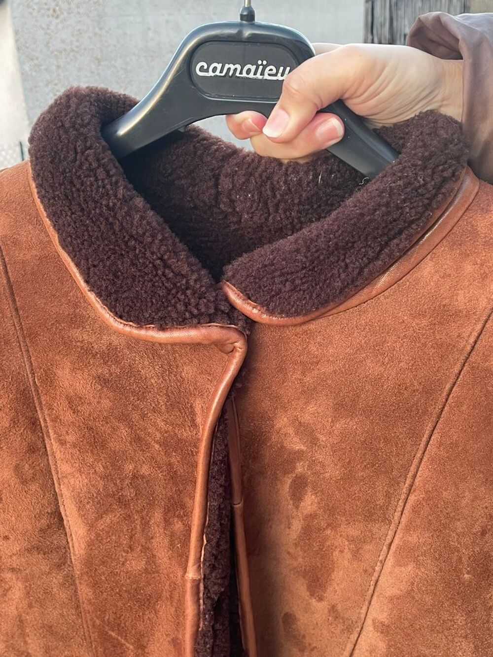 Veste en mouton retourn&eacute; v&eacute;ritable V�tements