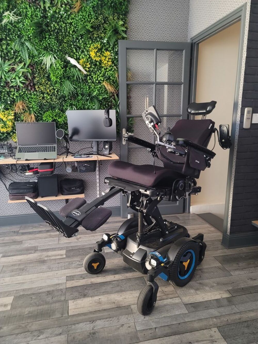 Fauteuil roulant Permobil M3 Corpus Avec Lift Sports