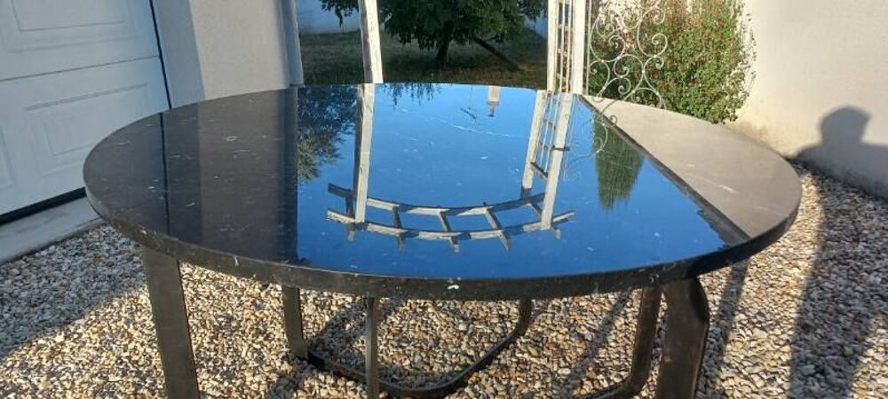 Table en marbre v&eacute;ritable Meubles