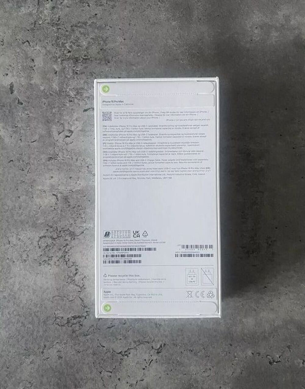 Iphone 16 pro max Téléphones et tablettes