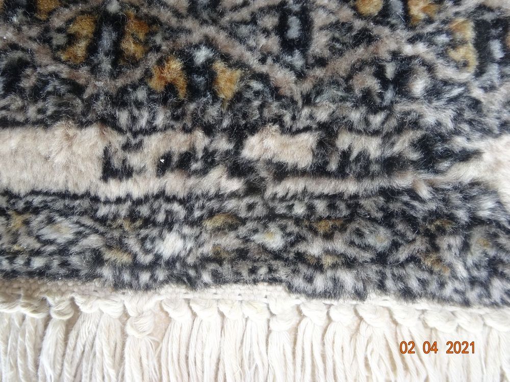 TAPIS LAINE ET SOIE Décoration