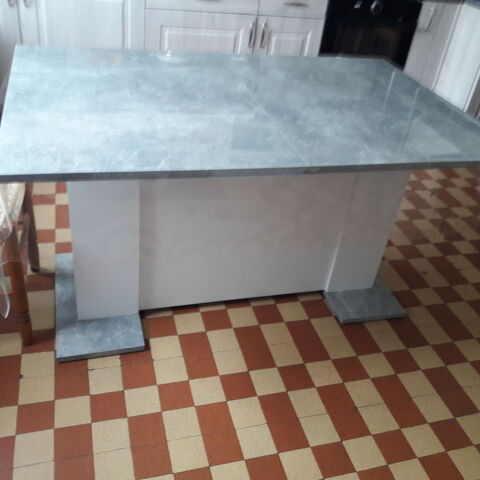 Vente table 0 Jussy (02)