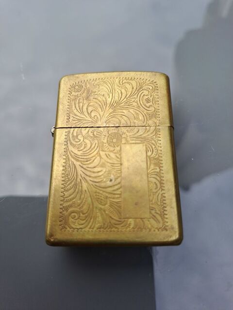 zippo gravé 70 Montceaux-lès-Provins (77)