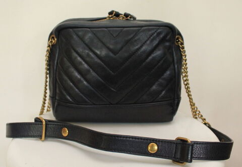 Sac cuir marine NAT & NIN
cuir surpiqu� 60 Issy-les-Moulineaux (92)