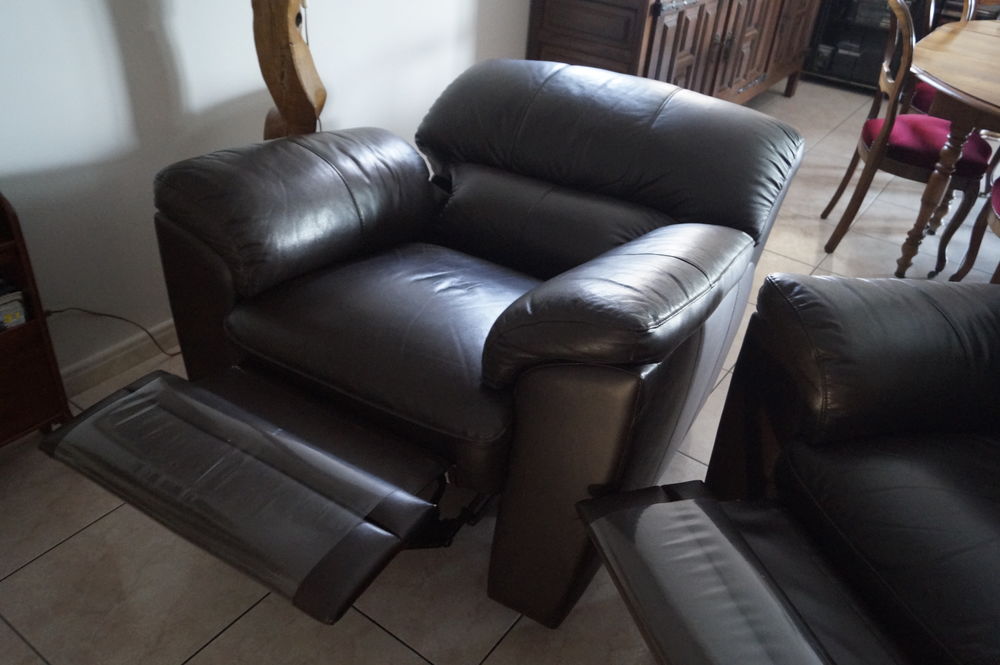 salons cuir relax. Meubles