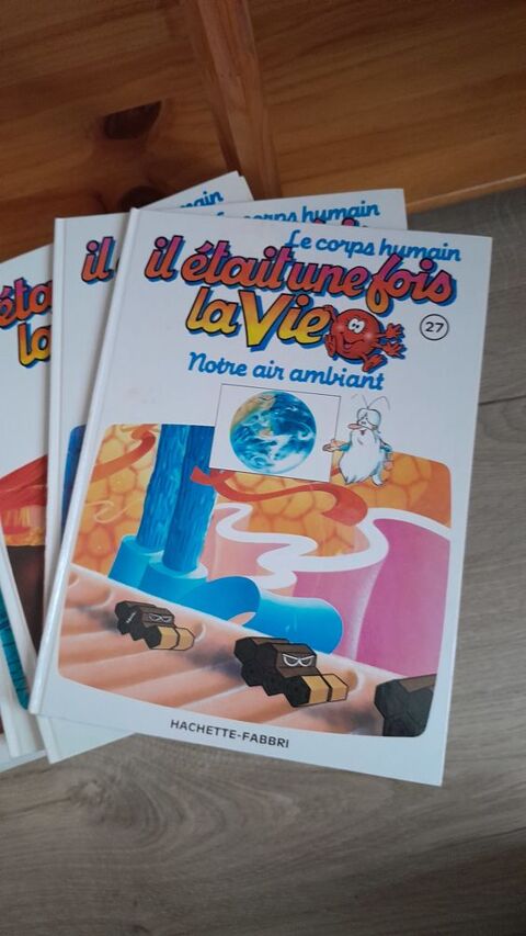Livres Hachette 20 Nort-sur-Erdre (44)