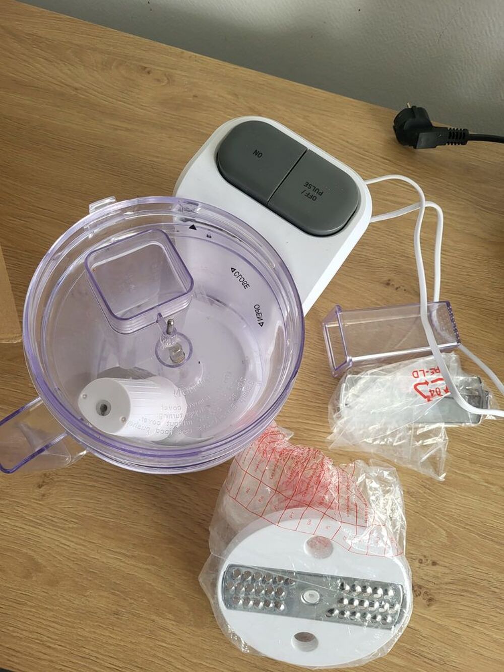 Mixeur blanc Electroménager