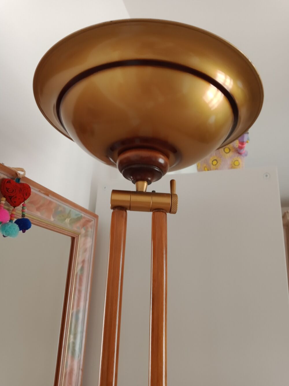 Lampadaire halog&egrave;ne Décoration