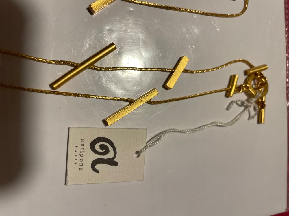 Sautoir dor&eacute; bat&ocirc;nnets incrust&eacute;s sur chaine ANTIGONA Bijoux et montres