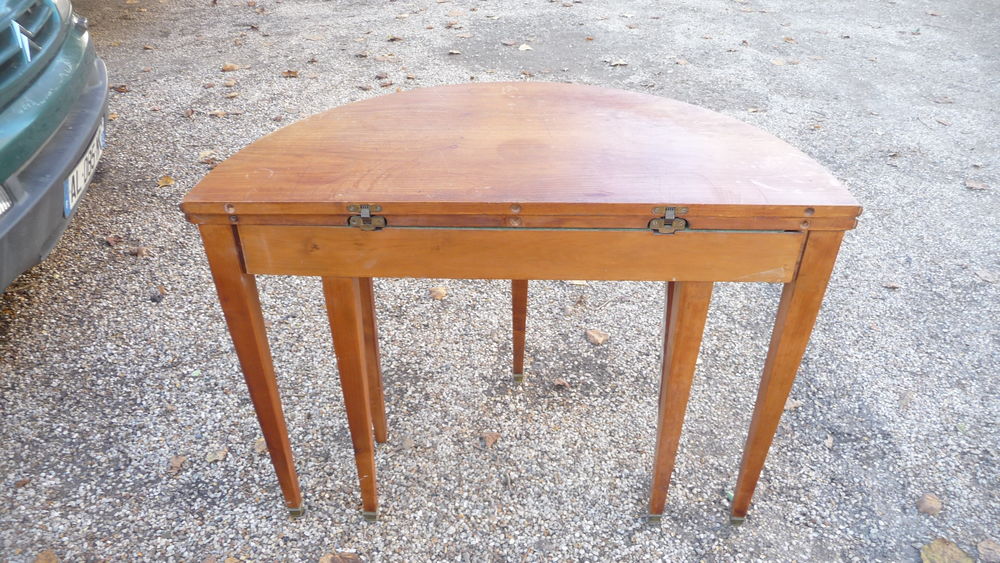 console demi lune Décoration