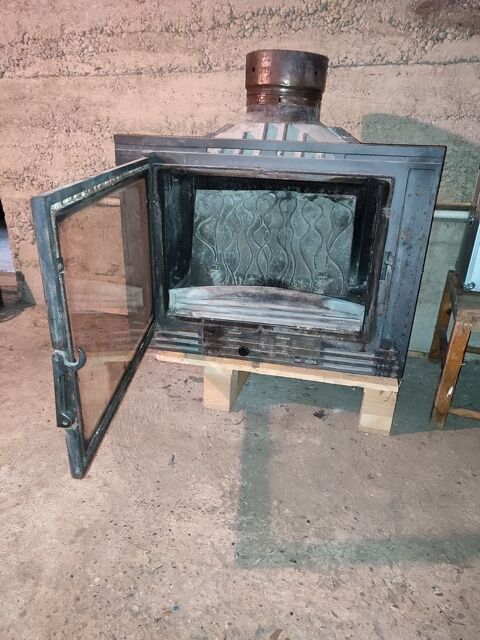 Insert fonte de marque Invicta
Bagnols-sur-Cèze (30)
