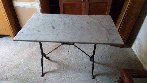 TABLE DE CUISINE AVEC PLATEAU EN MARBRE 0 Nogaro (32)