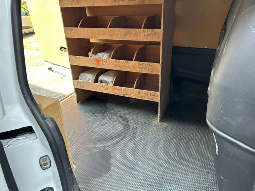 Partner PARTNER FOURGON STANDARD 1000 KG BLUEHDI 100 BVM5 PRO 2019 occasion 39100 Dole