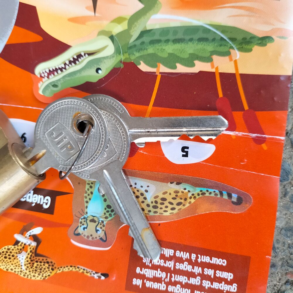 Cylindr&eacute;e 3 cl&eacute;s tr&egrave;s bon &eacute;tat Bricolage