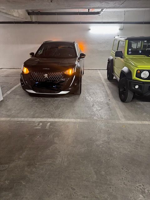  Parking / Garage � louer 18 m�