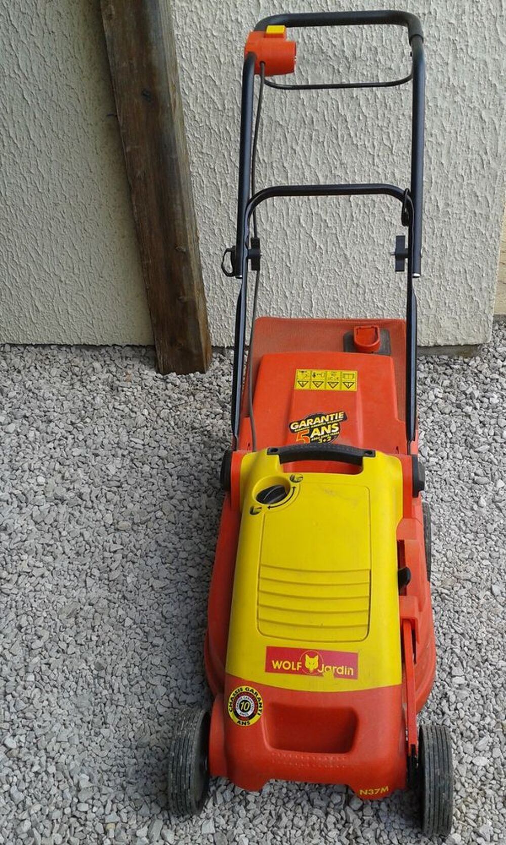 tondeuse &eacute;lectrique WOLF Jardin