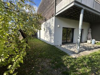  Investissement � vendre 12 pi�ces 275 m�