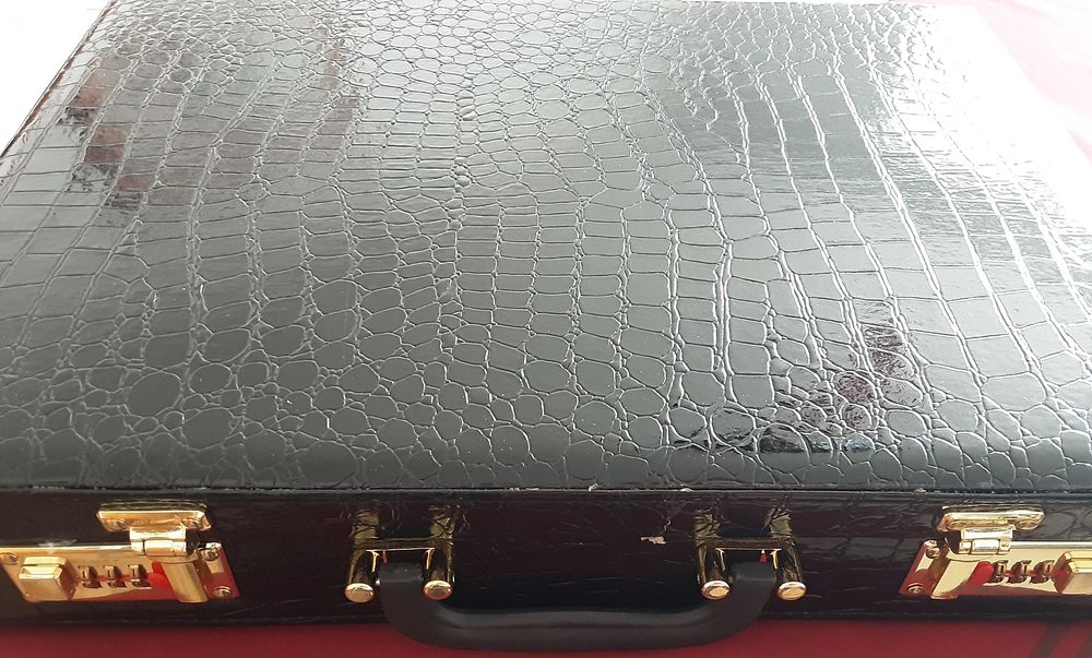 valisette de coutellerie professionnelle superbe cadeau Cuisine