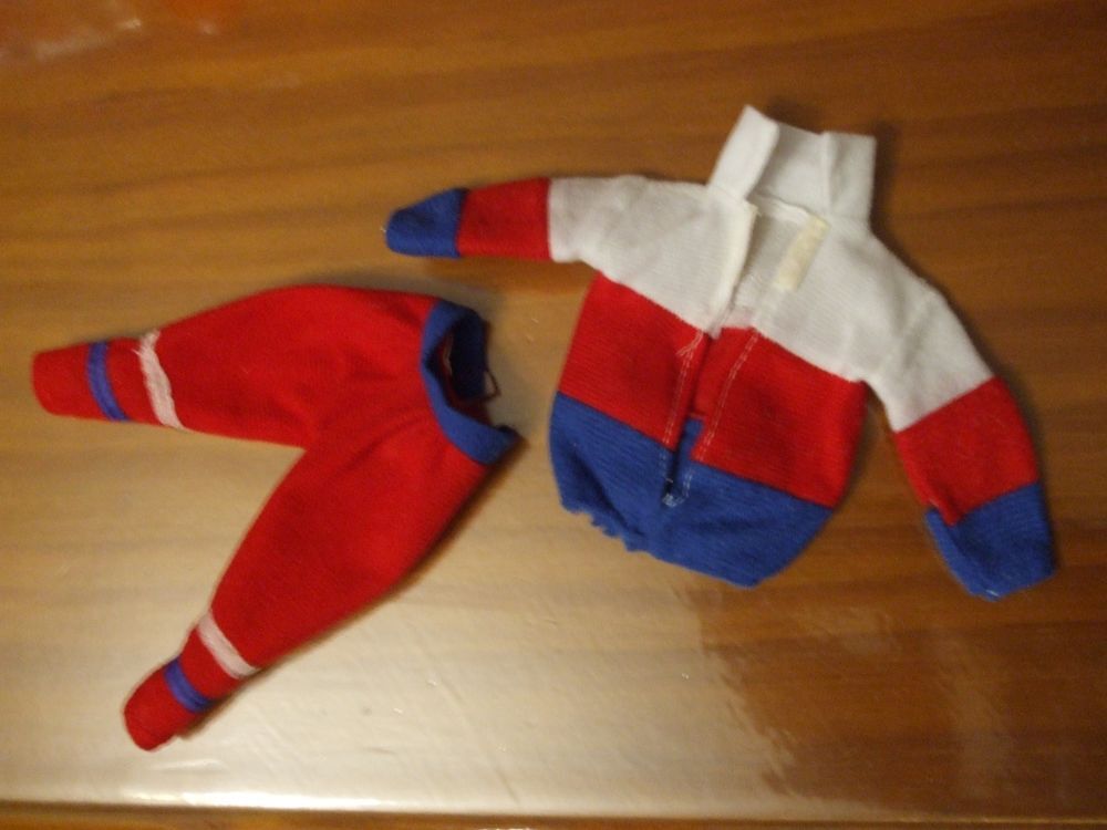 joli lot poup&eacute;e BARBIES ET AUTRES Jeux / jouets
