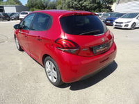 208 1.2 PureTech 82ch BVM5 Style 2017 occasion 84700 Sorgues