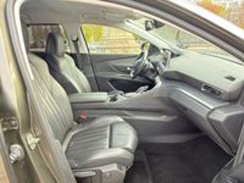 5008 PureTech 130ch S&S EAT8 Allure Business 2020 occasion 75015 Paris