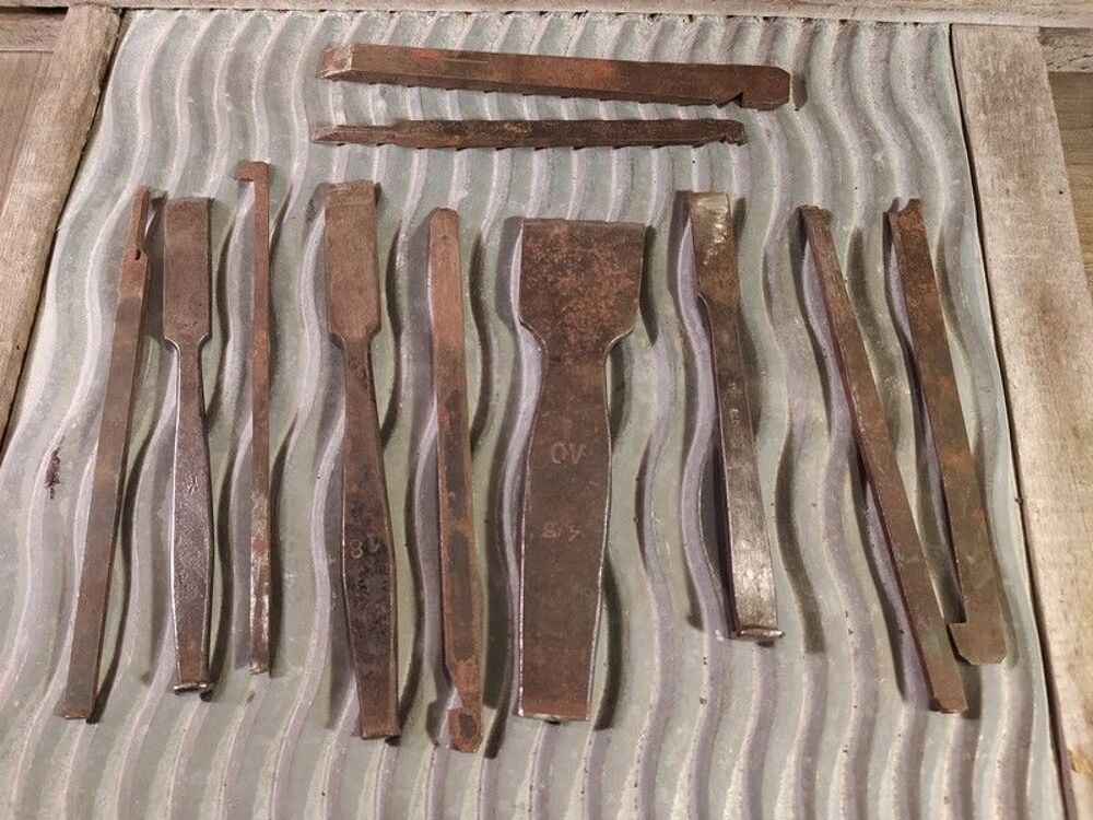 Outils Ciseaux &agrave; Bois et Lames de Rabots Peugeots Bricolage